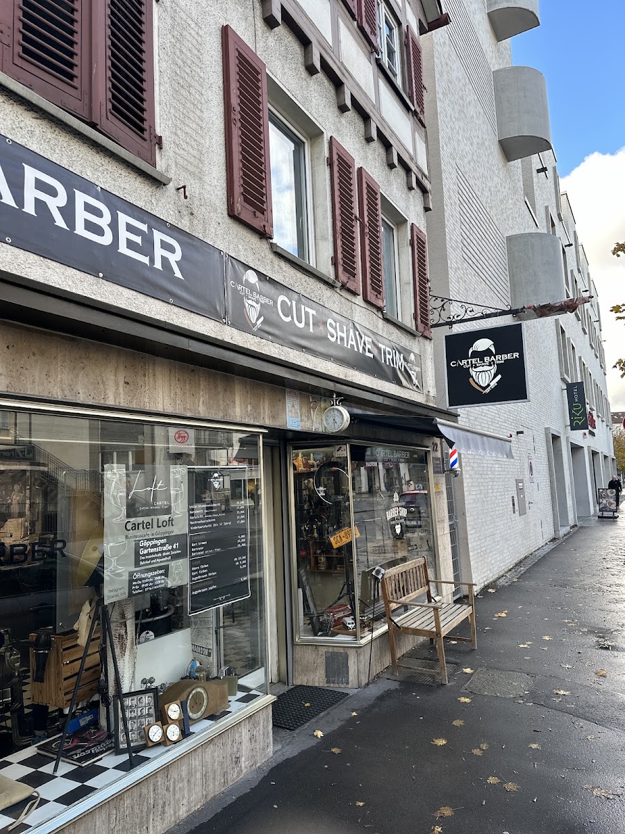 Außenansicht von Cartel Barber mit Schriftzug Cut Shave Trim in der Geislinger Straße Göppingen